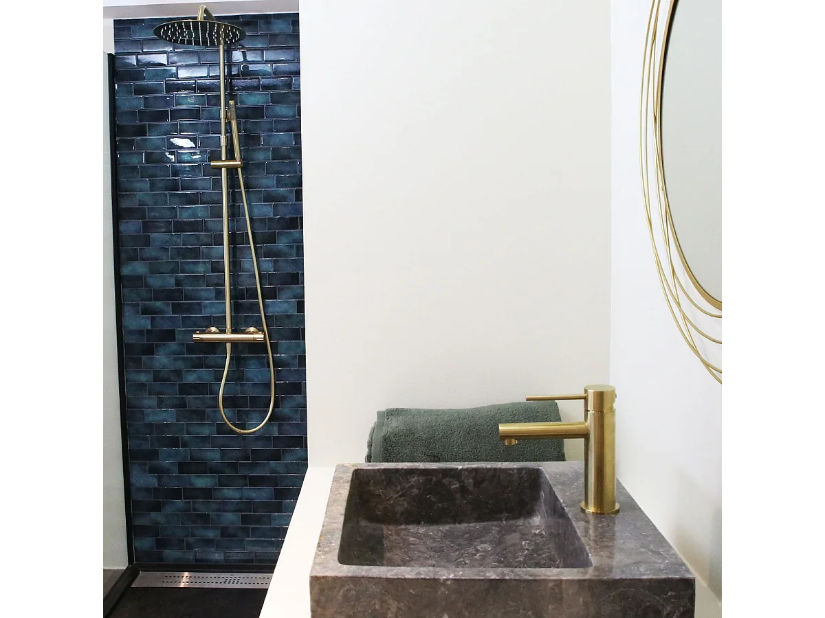 Thermostat-Duschsäule Envol Gold gebürstet Essebagno