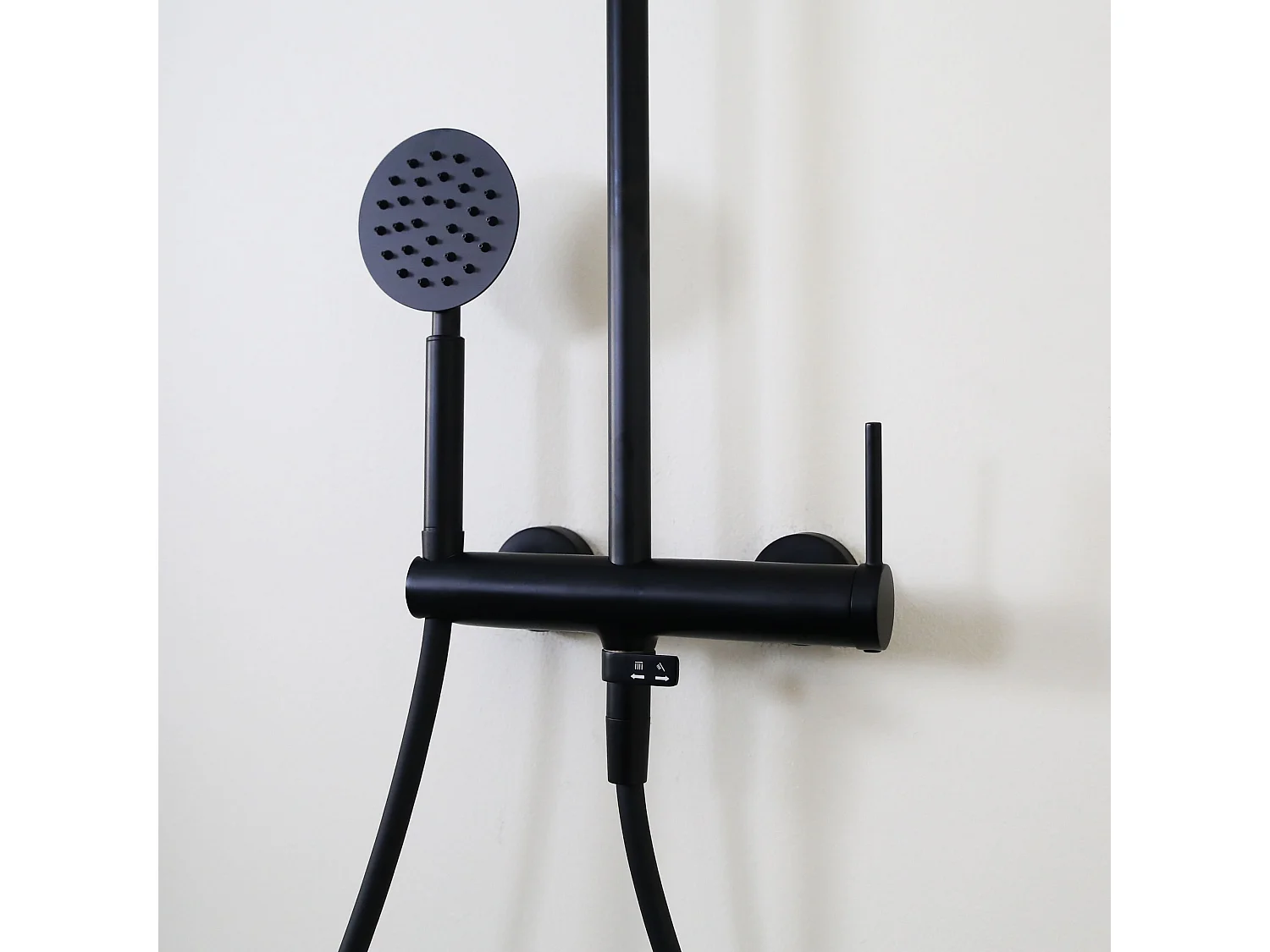 Lollipop II colonne de douche mécanique noire mat 250 - Essebagno