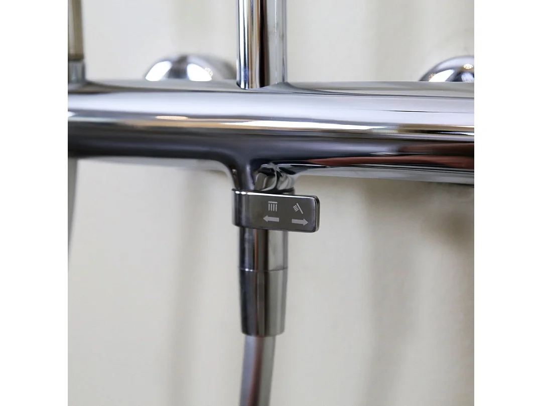 Lollipop II Coluna de duche mecânica em cromada 250 Essebagno