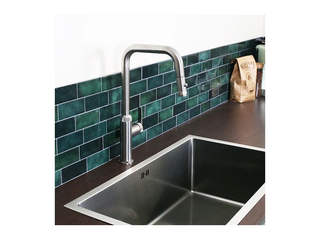 Molette mitigeur évier à douchette extractible façon inox - Essebagno