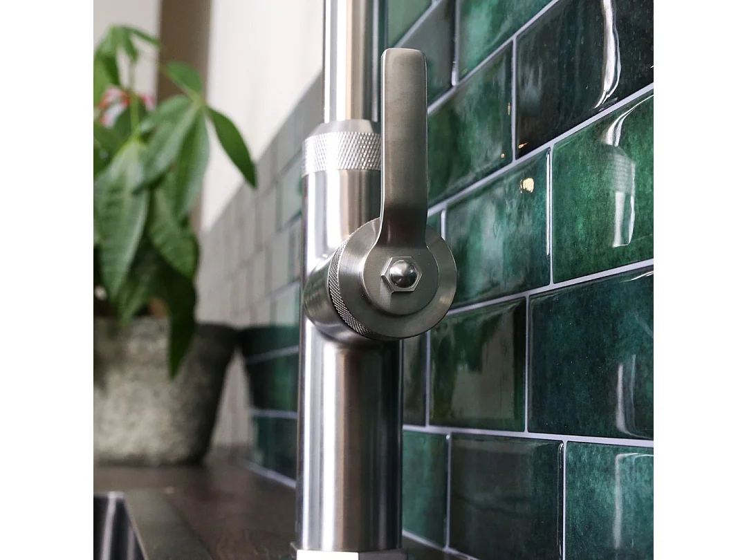 Molette Miscelatore per lavabo con doccetta estraibile in acciaio inox Essebagno