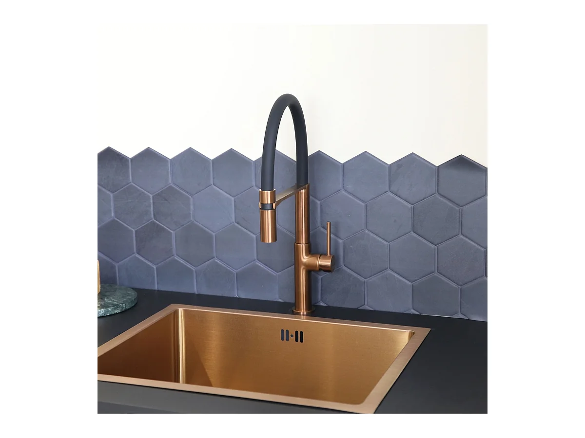 Magneto Spültischmischer mit beweglicher Handbrause Kupfer gebürstet Essebagno