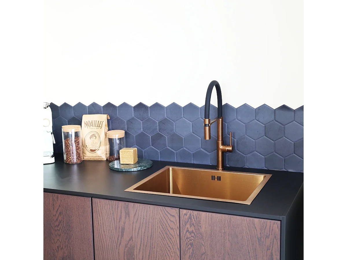 Magneto mitigeur évier à douchette mobile cuivre brossé - Essebagno