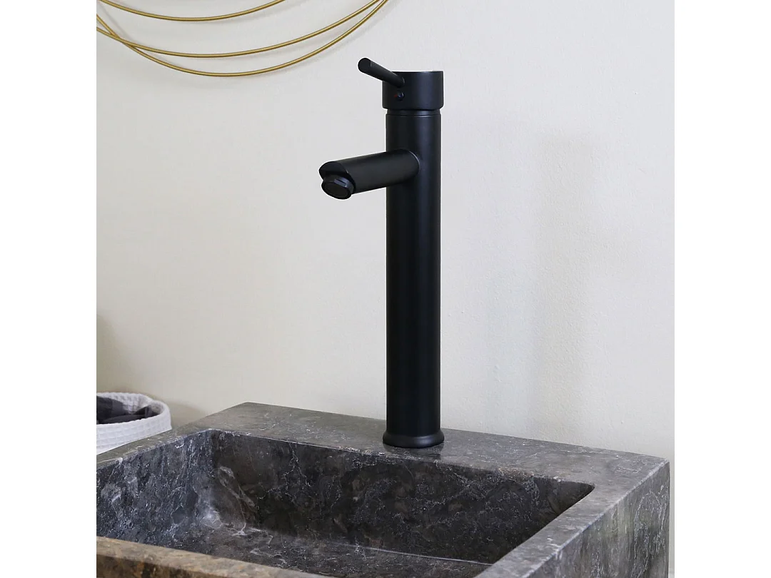Gift Miscelatore per lavabo alto nero Essebagno