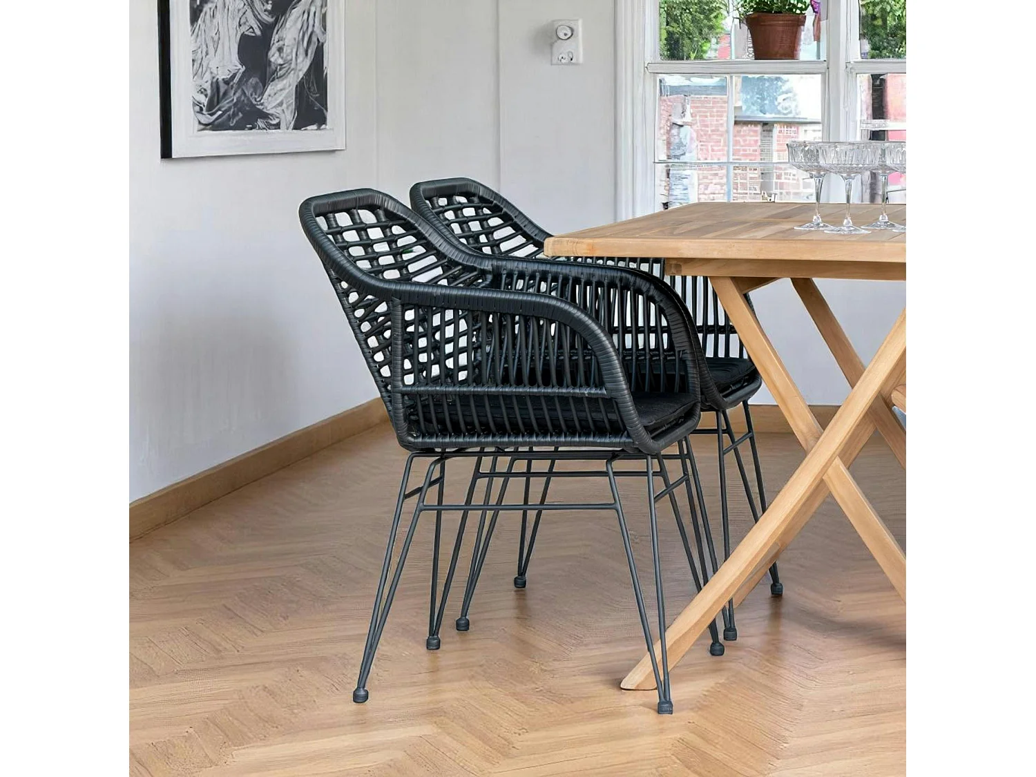 Chaise de jardin noire en rotin synthétique avec accoudoirs et coussin d'assise (lot de 2) IBIZA