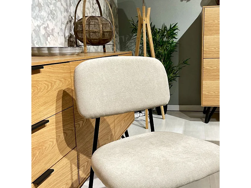 Lot de 2 chaises tissu beige nougat et pieds métal noir – DELILAH