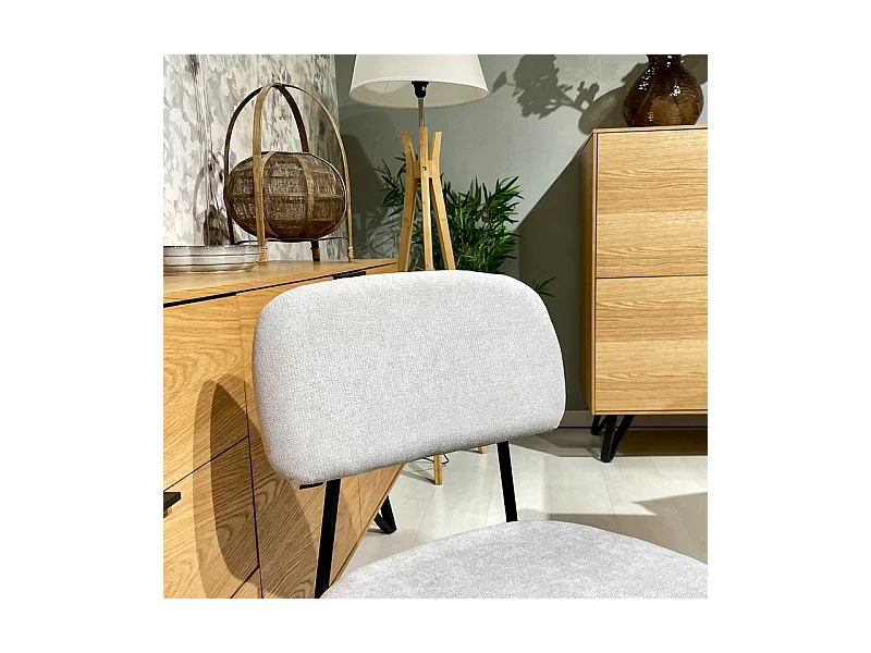 Lot de 2 chaises tissu gris clair et pieds métal noir – DELILAH