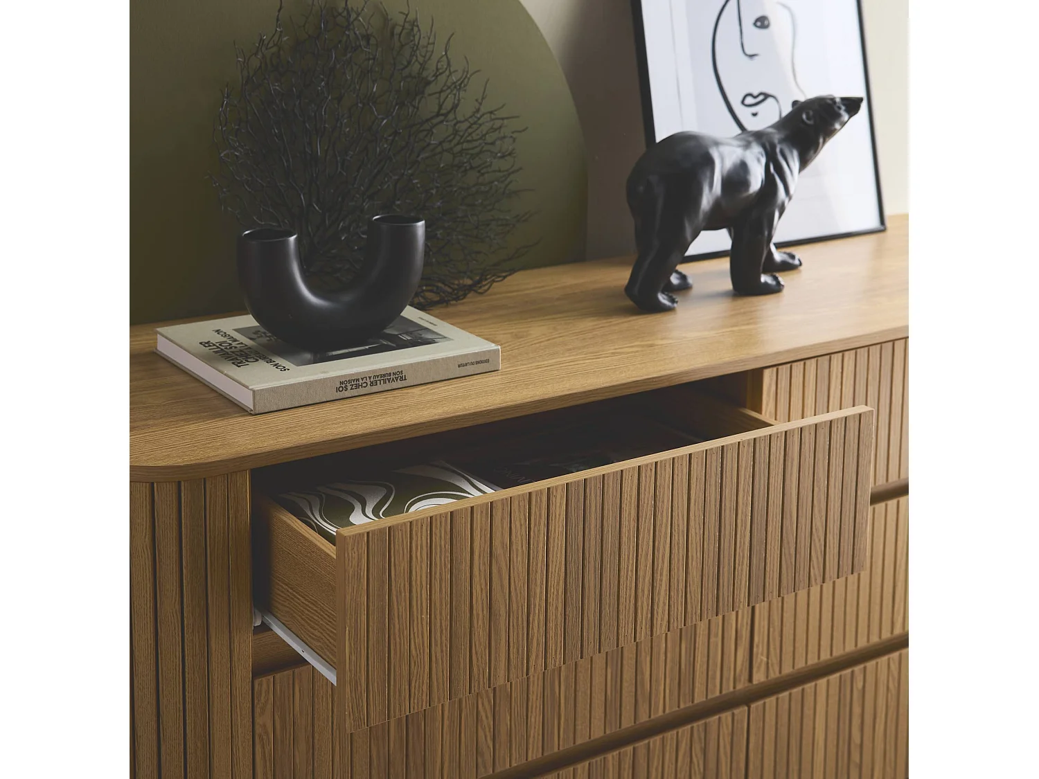 Commode 6 tiroirs. décor strié naturel. L 150 x P 45  H 80cm