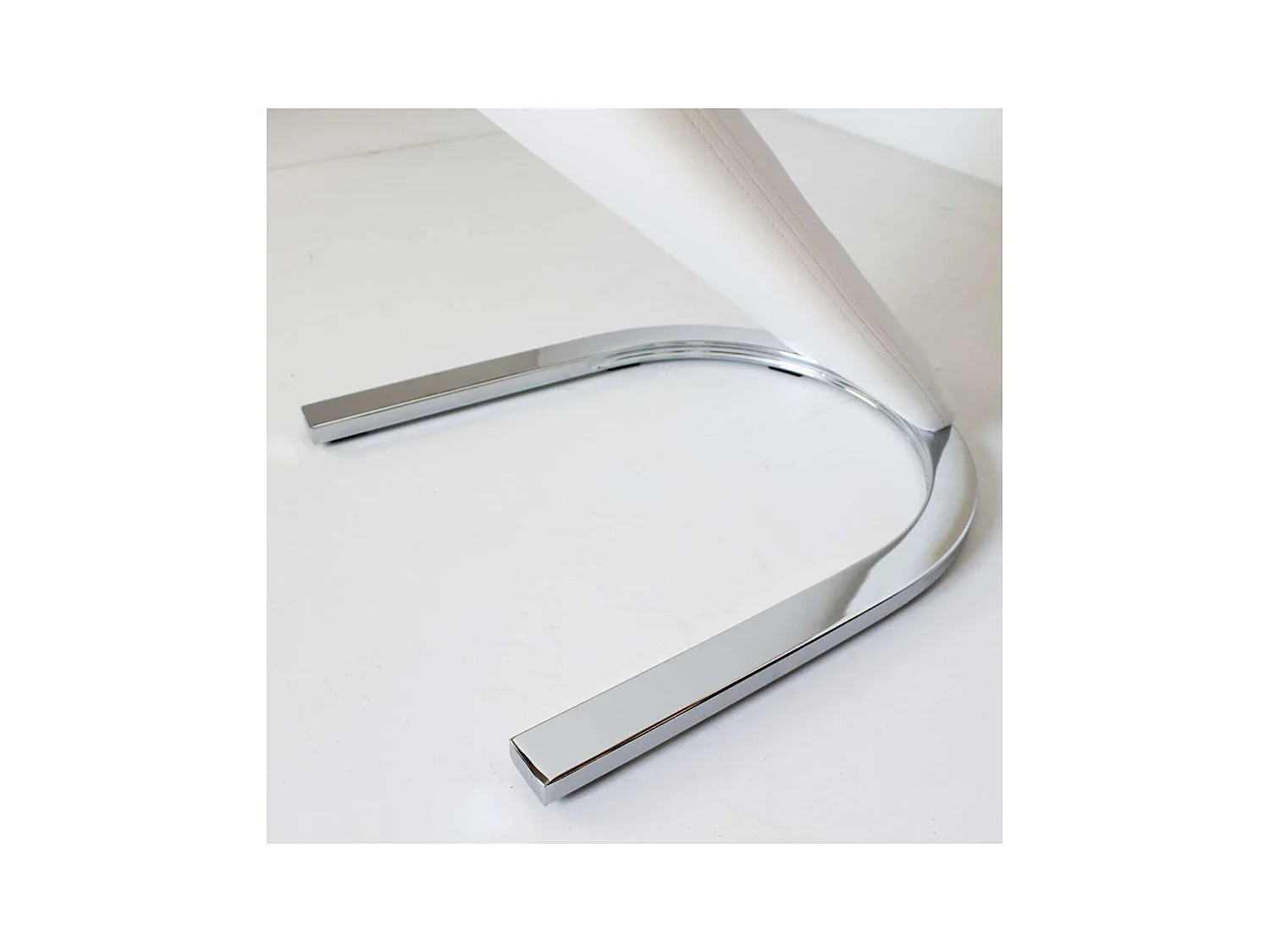 Pack de 2 sillas Unique tapizadas en tejido PU negro, 100cm(alto) 43cm(ancho) 62cm(largo)