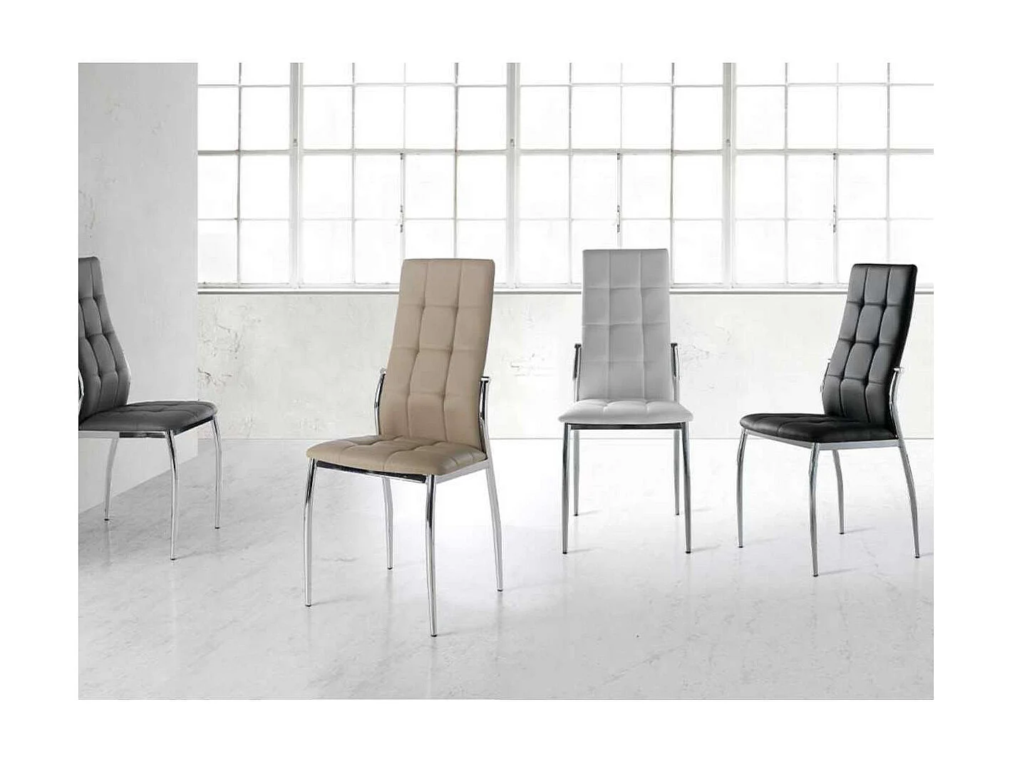 Pack de 4 sillas modelo Petra acabado en polipiel blanco, 46 x 54 x 101/48 cm (largo x anc