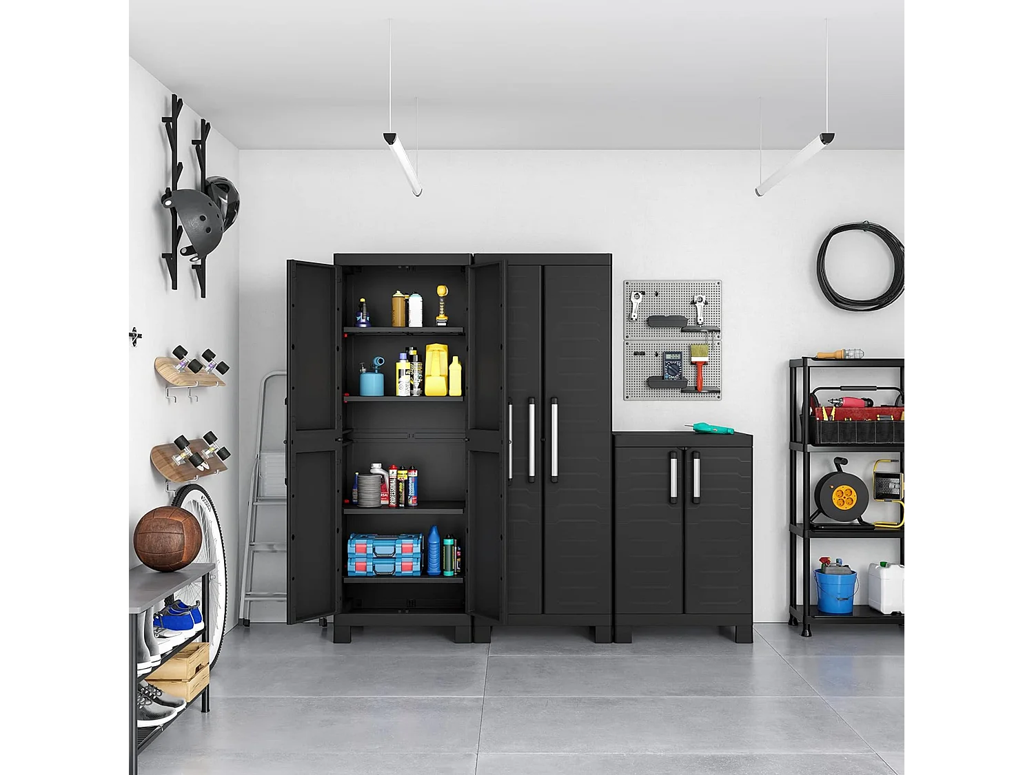 Armário de jardim "Cindy" com prateleiras interiores e pés elevados em resina, 65x45 cm 182h