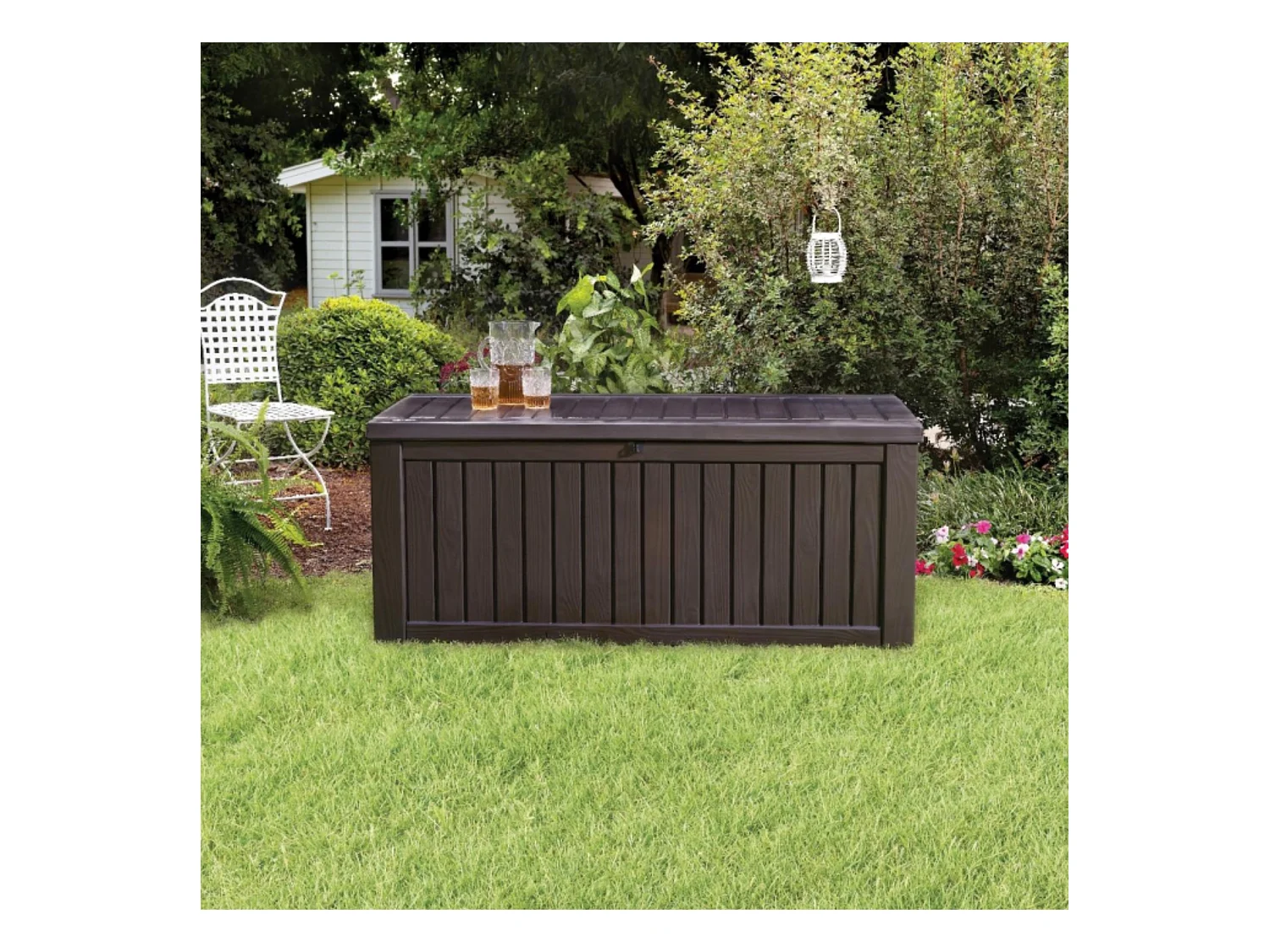 Baúl de exterior "Rock" de resina con efecto madera, amplio, 155 x 72,4 cm, 64,4 cm de alto.