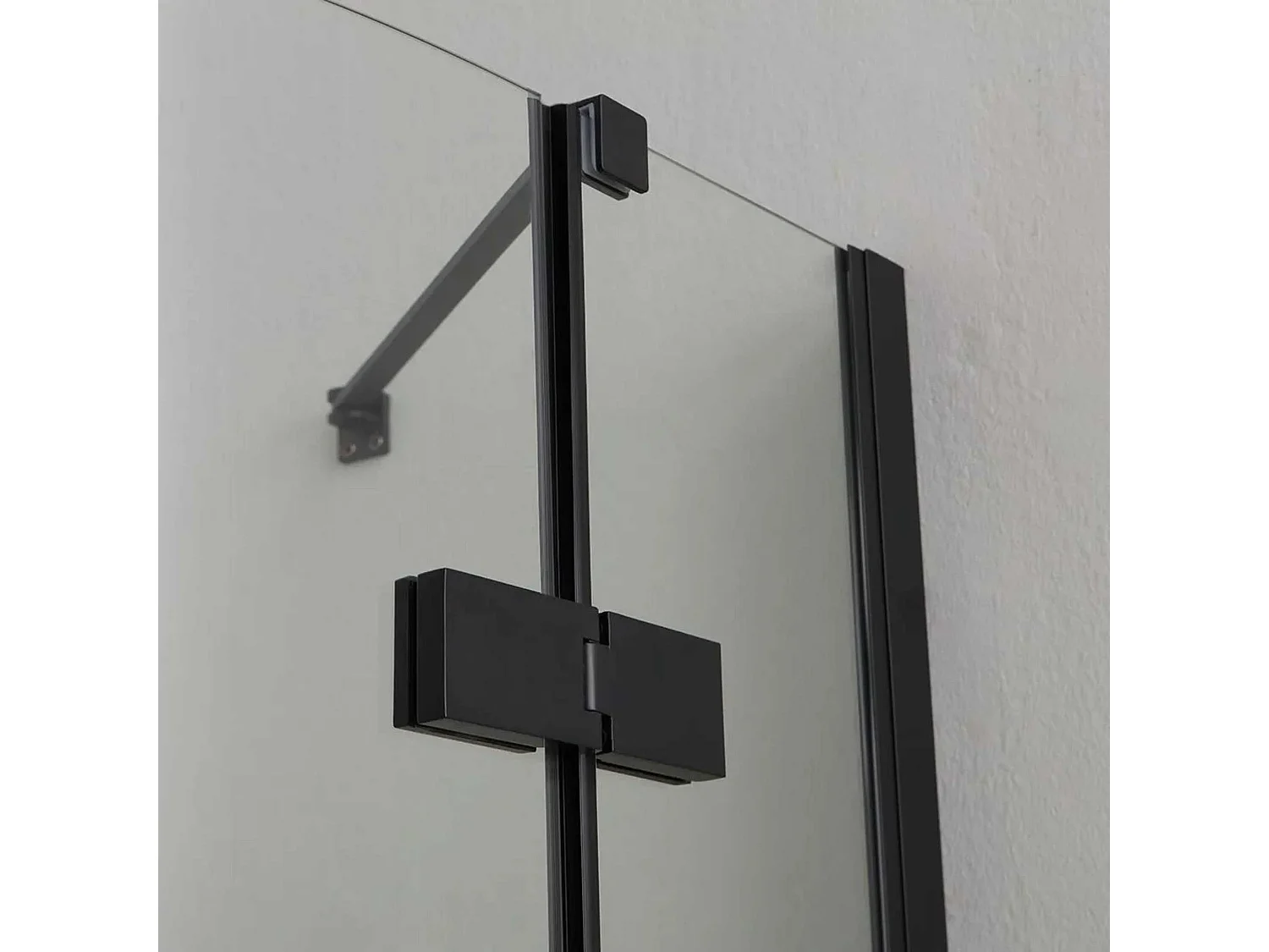 Halbrunde Eckduschkabine "Lions Two" aus mattschwarzem Glas ohne cm 80x80 190h Profile