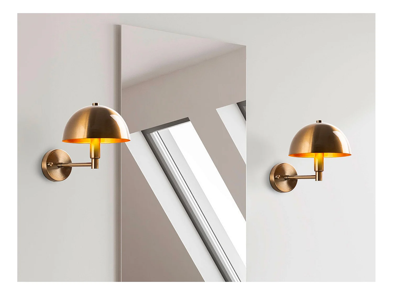 Aplique de pared con forma de seta en metal efecto latón - A. 24 x D. 20 cm - ELDO