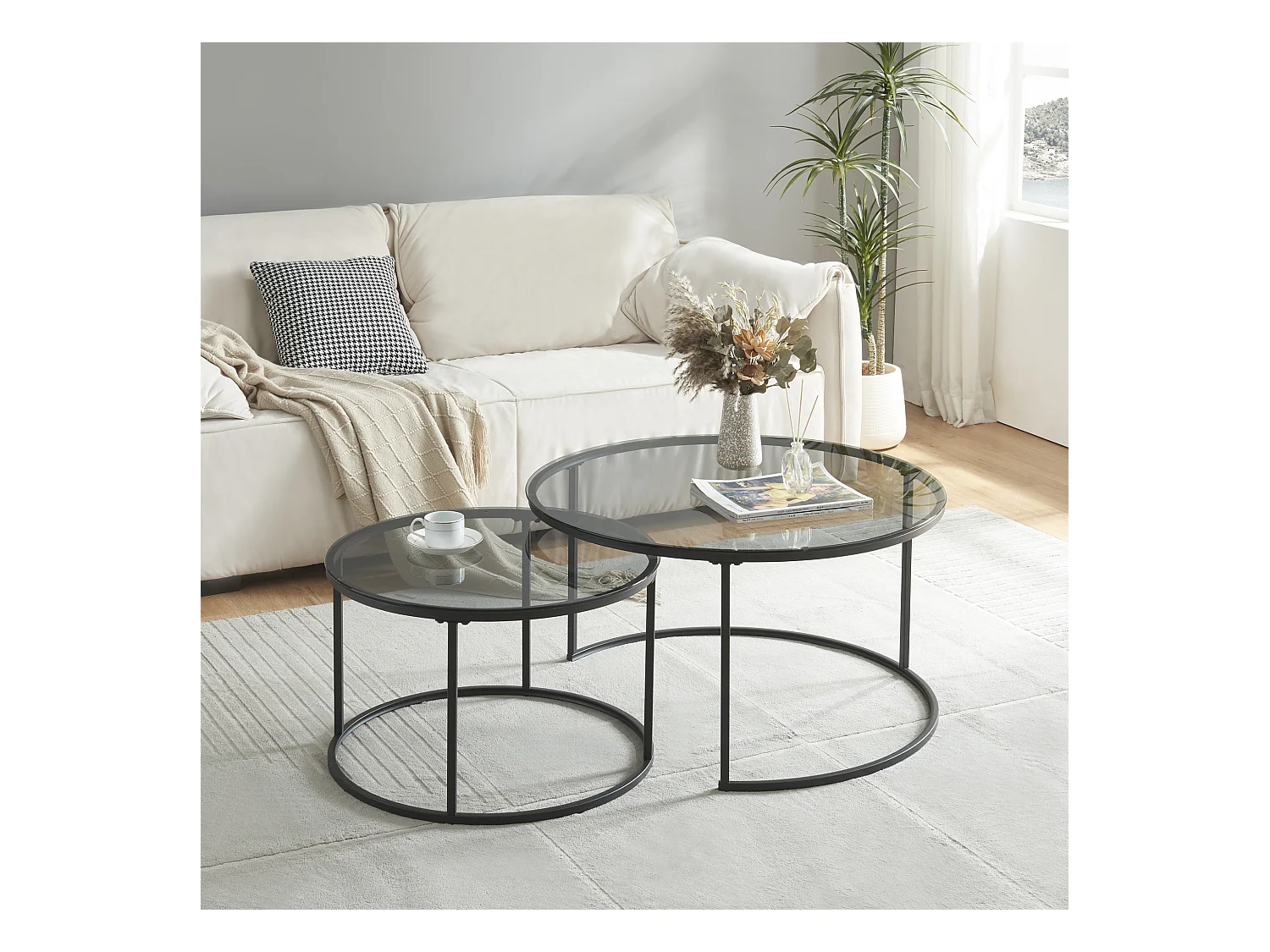 Set de 2 tables basses Kokkola rondes gigognes en verre fumé