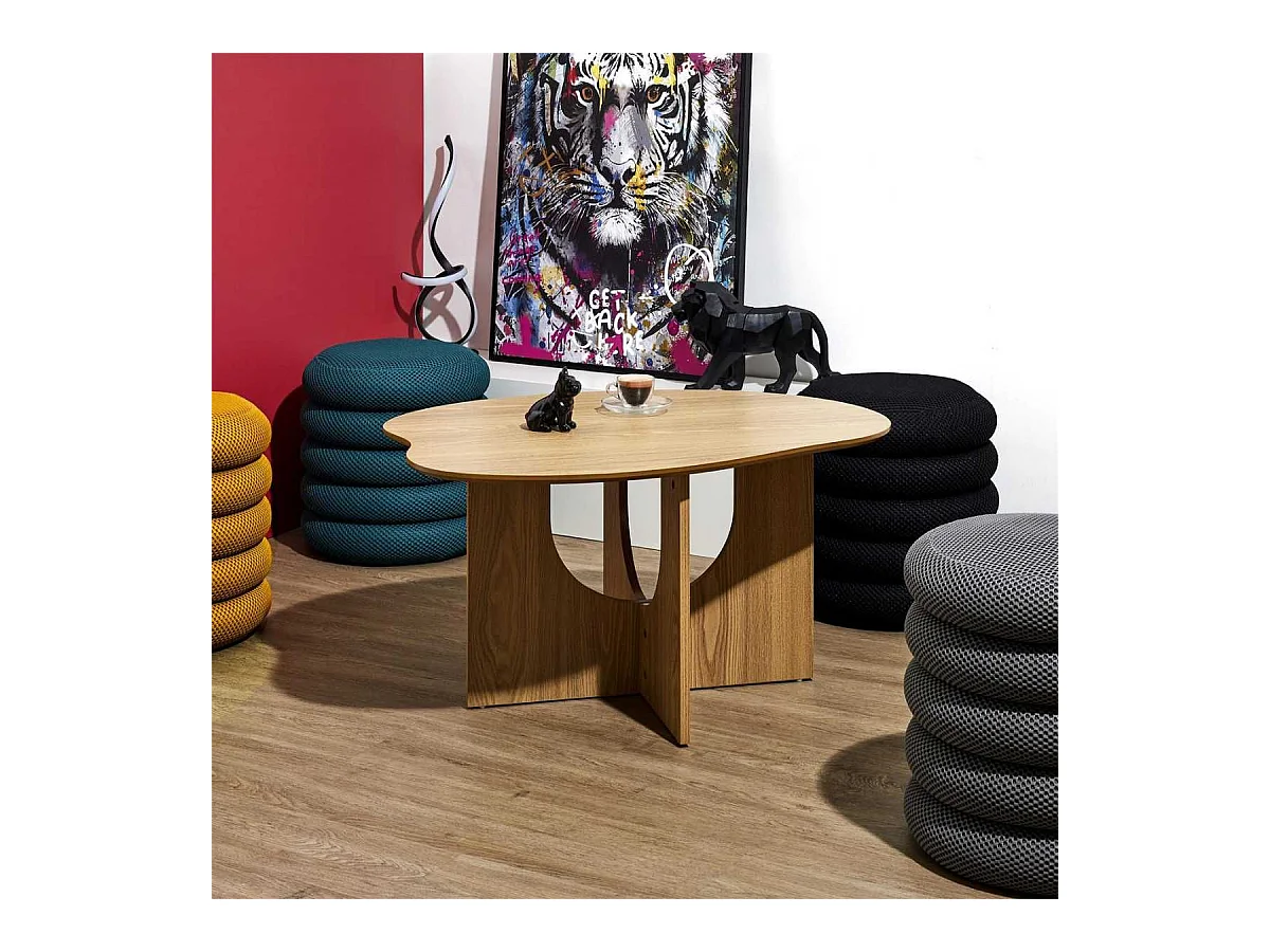 Table basse forme organique et piètement graphique en MDF aspect chêne - KALIOPE