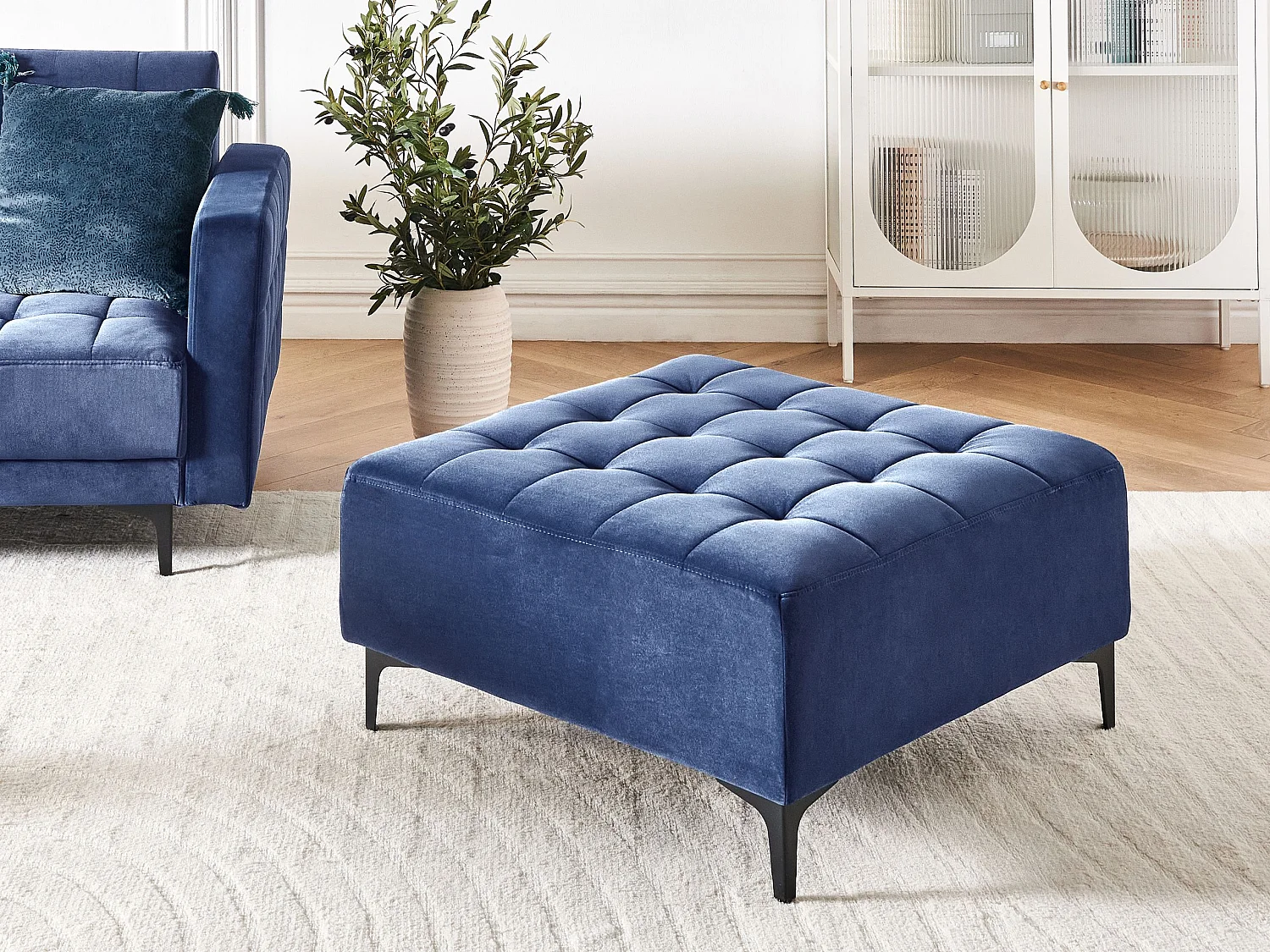 Ottomane Samt blau gesteppt quadratisch mit Metallgestell schwarz Aberdeen