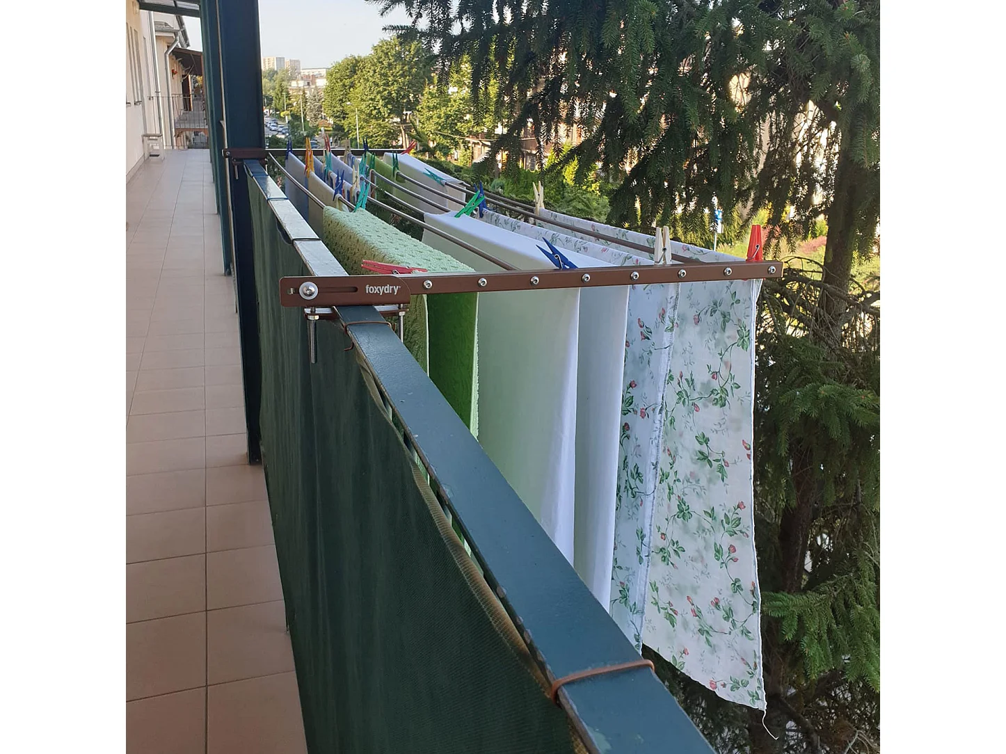 Étendoir balcon pliable et inclinable pour extérieur – corten – 202x63x8 cm DUO