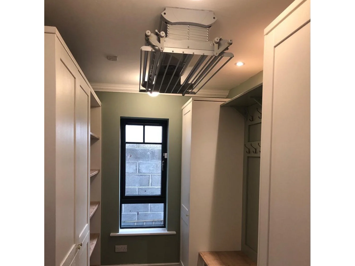 Séchoir électrique de plafond en aluminium avec télécommande – gris – 122x57x30 cm Air 120