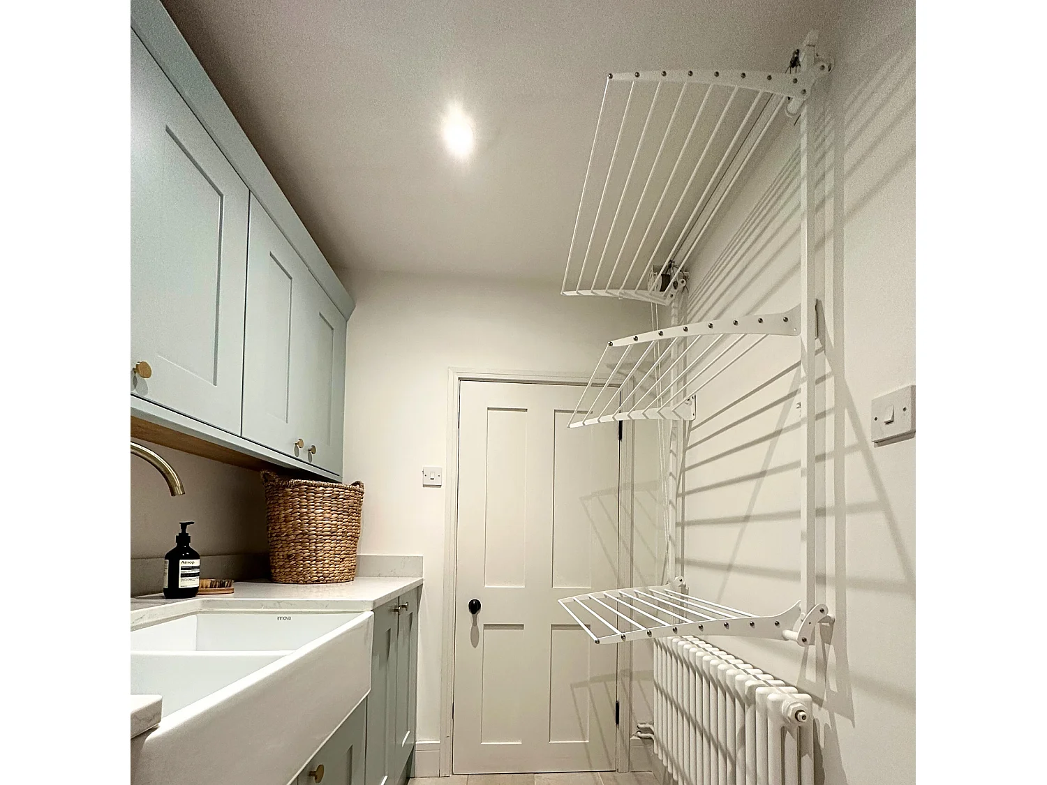 Étendoir mural 3 grilles pliable et réglable en hauteur – blanc – 152x52x137 cm Tower