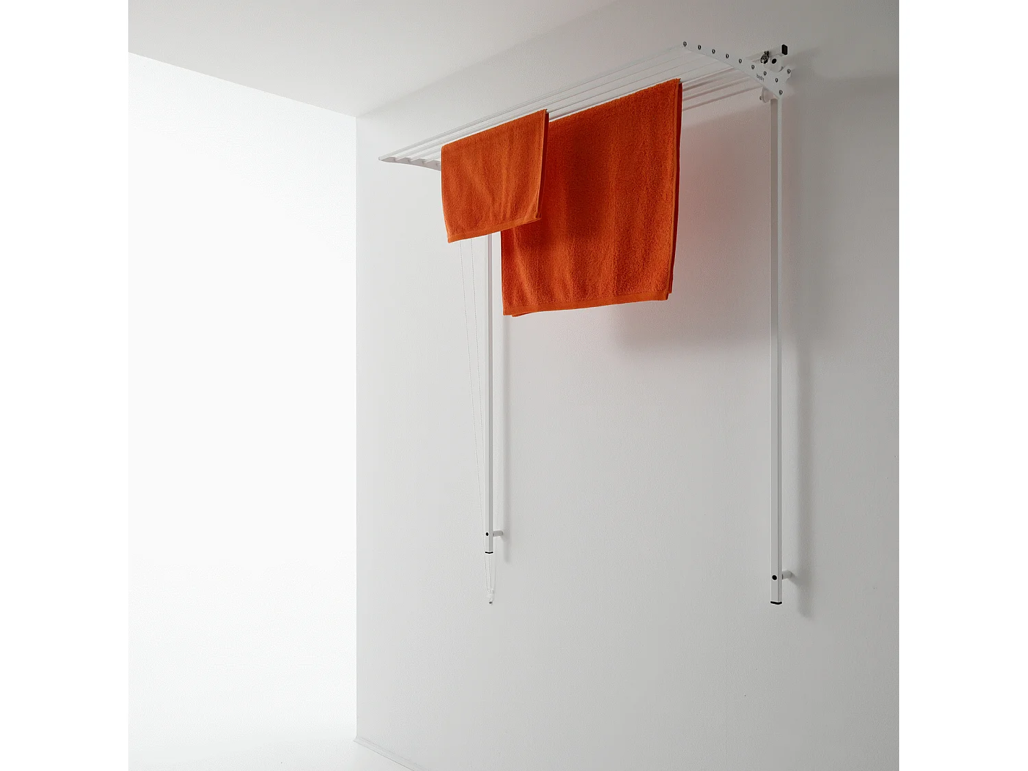 Étendoir mural pour intérieur et extérieur, durable – blanc – 152x52x137 cm Wall 150