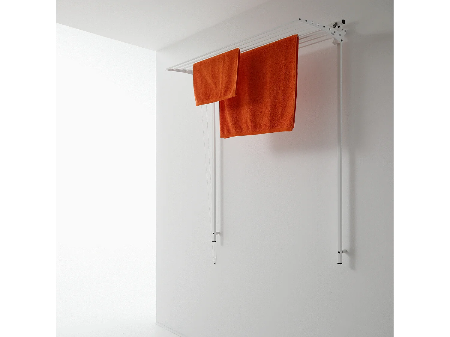 Étendoir mural pour intérieur et extérieur, durable – blanc – 152x52x137 cm Wall 150