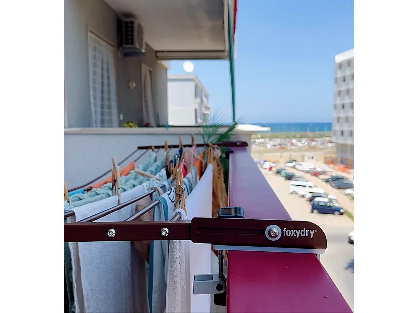 Étendoir balcon pliable et inclinable aluminium résistant – corten – 62x63x8 cm DUO