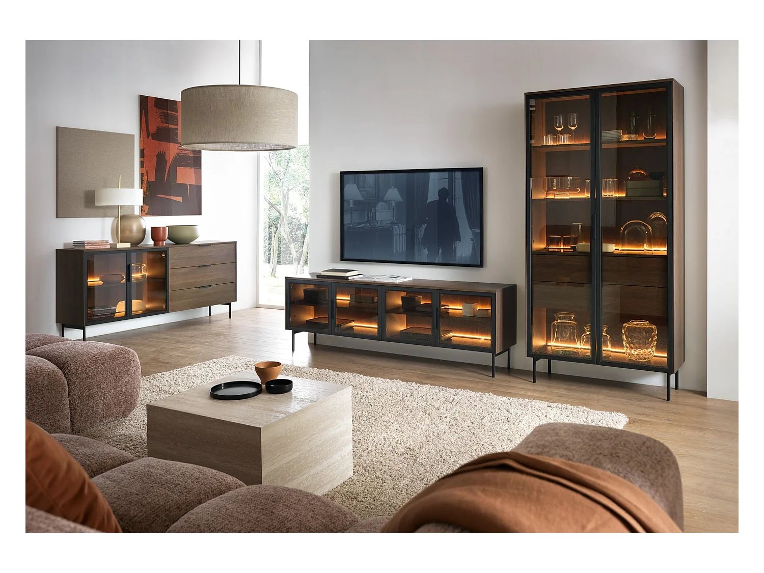 Meuble TV avec façades vitrées et LED – 181 cm – chêne Dunin – LUMI