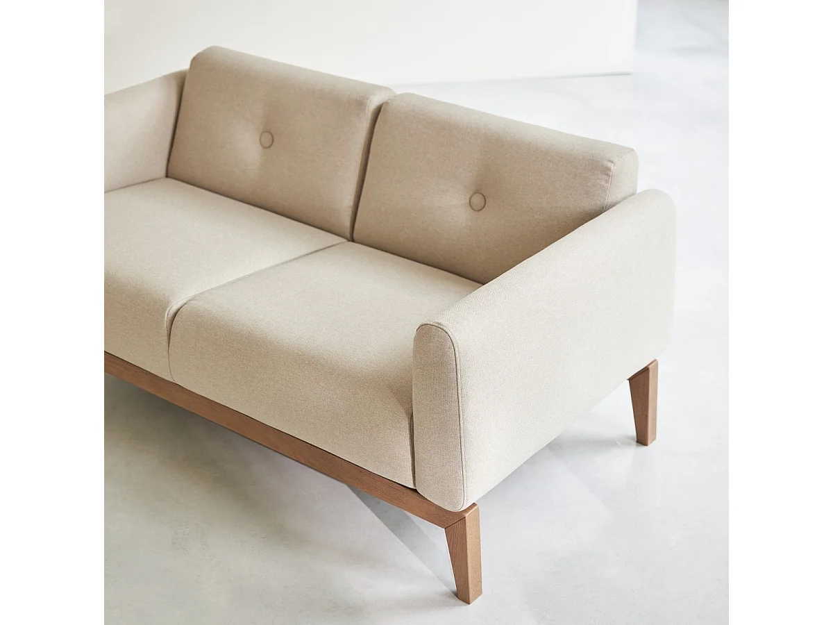 Divano in rovere massello e tessuto écru 2 posti