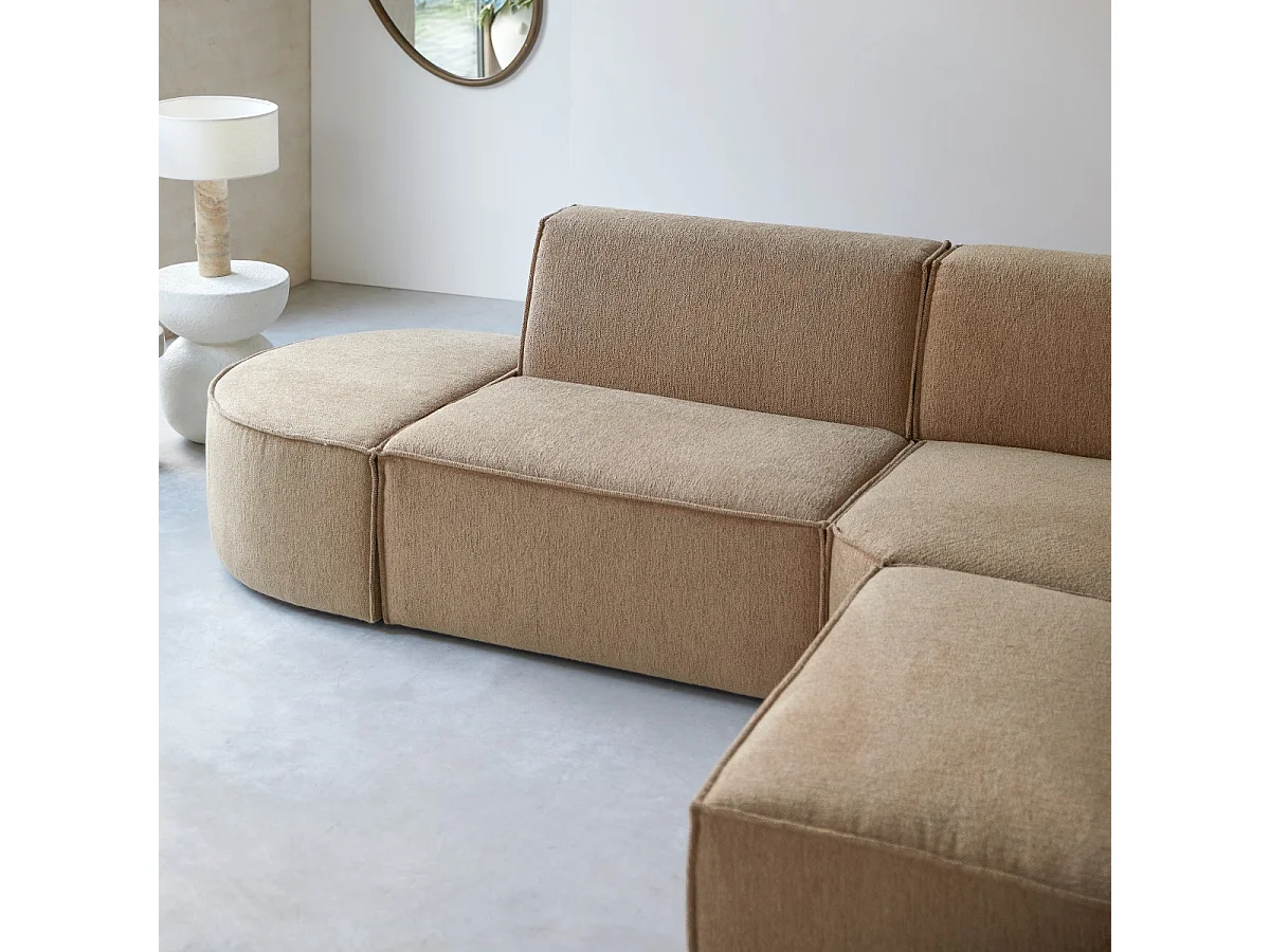 Divano angolare modulabile Dario 4-5 posti in tessuto cammello