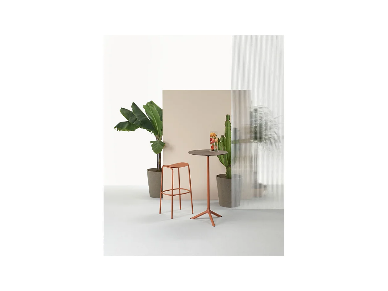 Tabouret design indoor / outdoor Trick - 65 cm