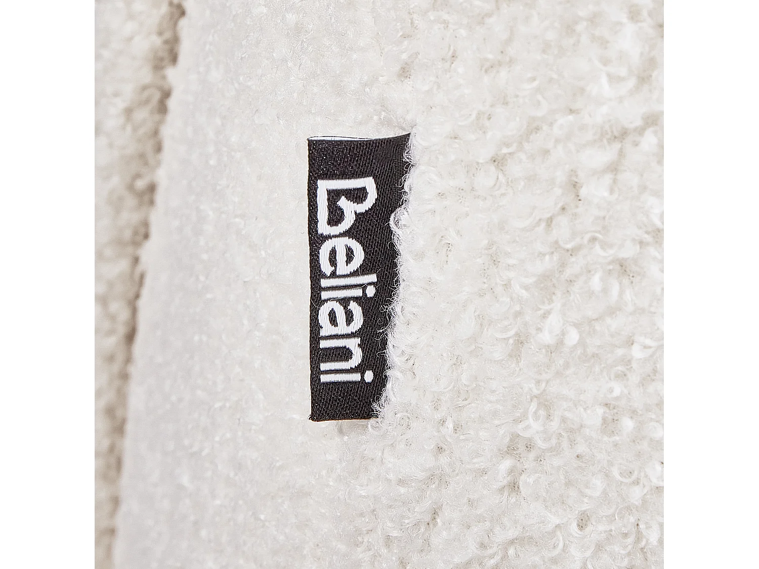 Fauteuil ALVESTA Bouclé Blanc