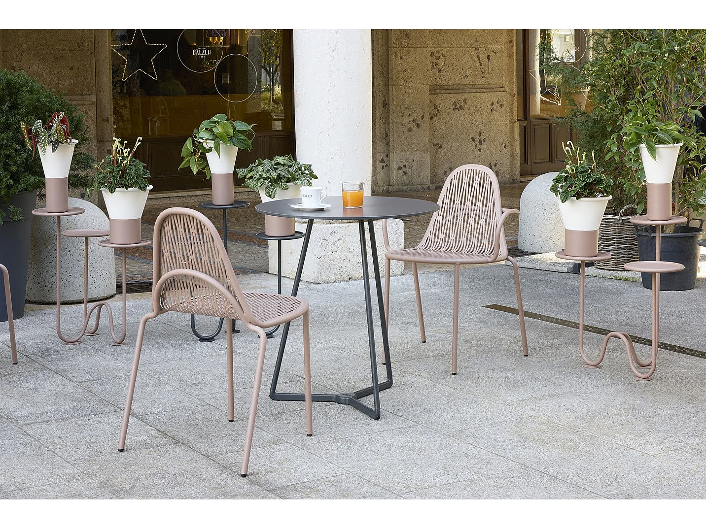 Lot de deux fauteuils indoor / outdoor Malvasia