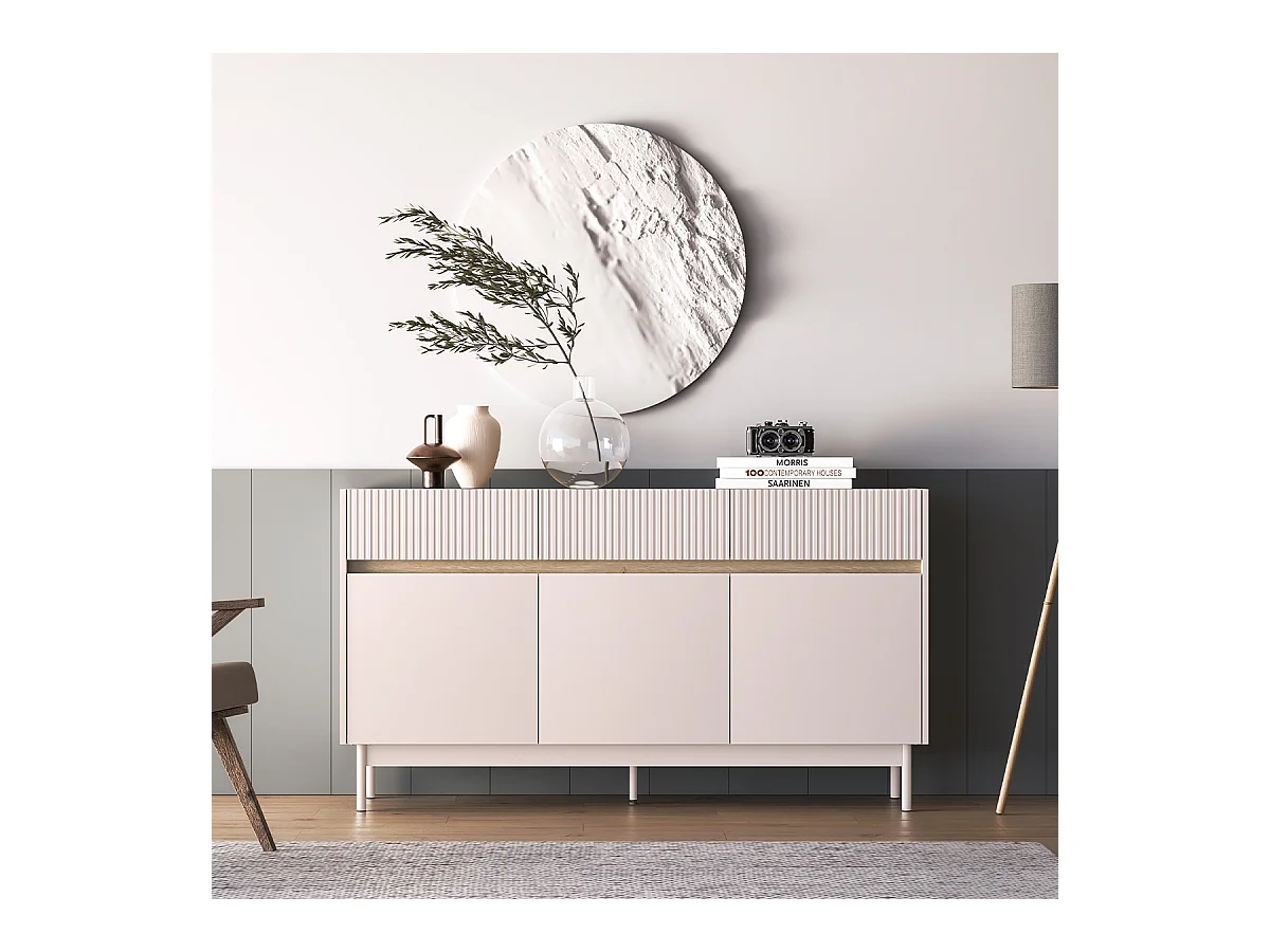 Connie Kasjmier en Hout 3-deurs dressoir met 3 laden