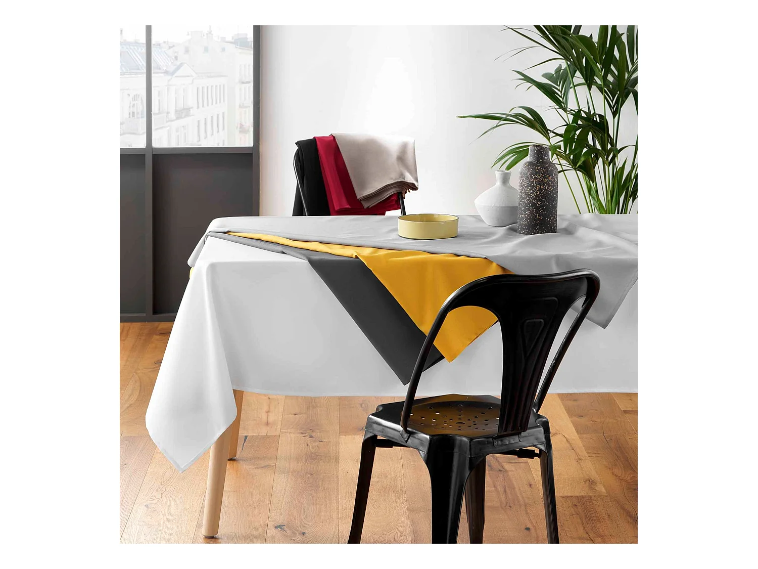 Nappe Antitache "Essentiel" 140x200cm Noir