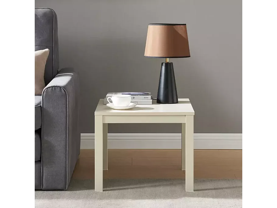 Table basse carrée blanc cassé de 50 cm SELI