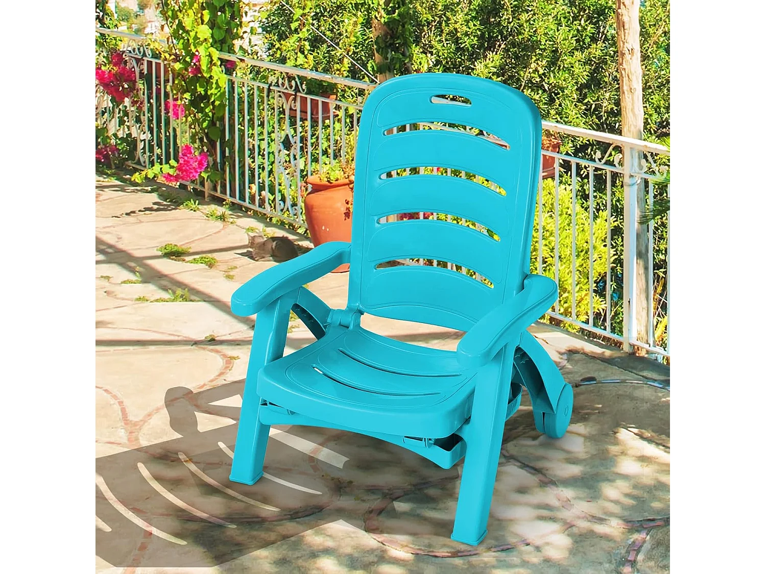 Zonneligstoel met wieltjes, ombouwbare tuinstoel, inklapbare ligstoel met 5-voudig verstelbare rugleuning, weerbestendige klapstoel voor terras, tuin ZB32031