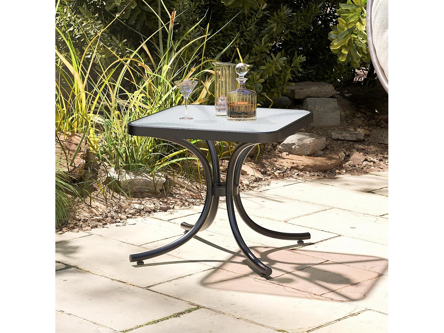 Bijzettafel, kleine tuintafel, weerbestendige balkontafel, vierkante koffietafel met tafelblad van gehard glas, voor balkon, tuin, terras, 50 x 50 x 45 cm ZB33762