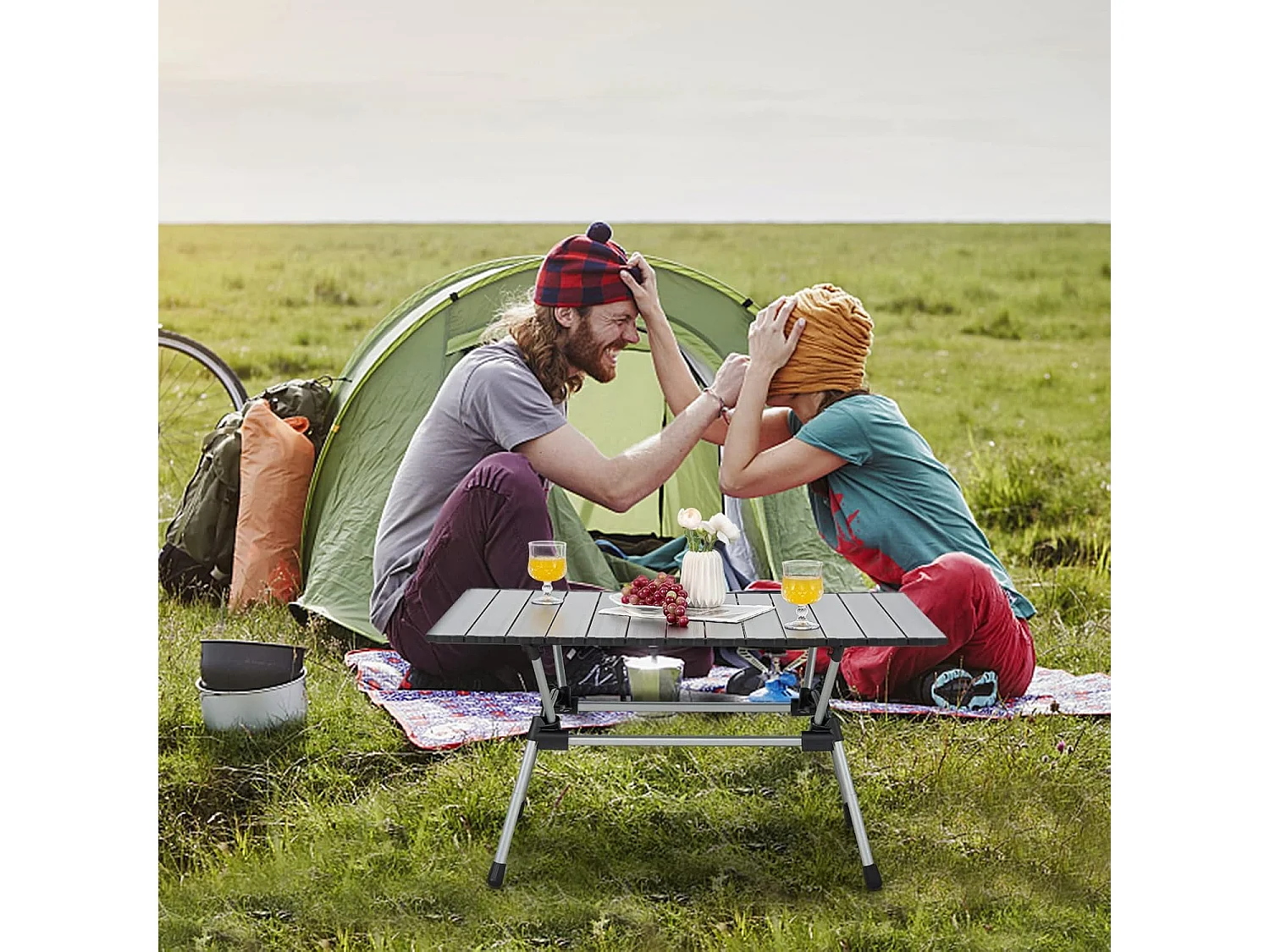 Campingtafel, opvouwbaar, in hoogte verstelbare vouwtafel met aluminium tafelblad, klaptafel, tuintafel, incl. draagtas, 90 x 60,5 x 52 cm (zilver) ZB33368