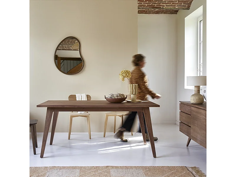 Tisch aus Nussbaumholz 180 × 90 Esmée