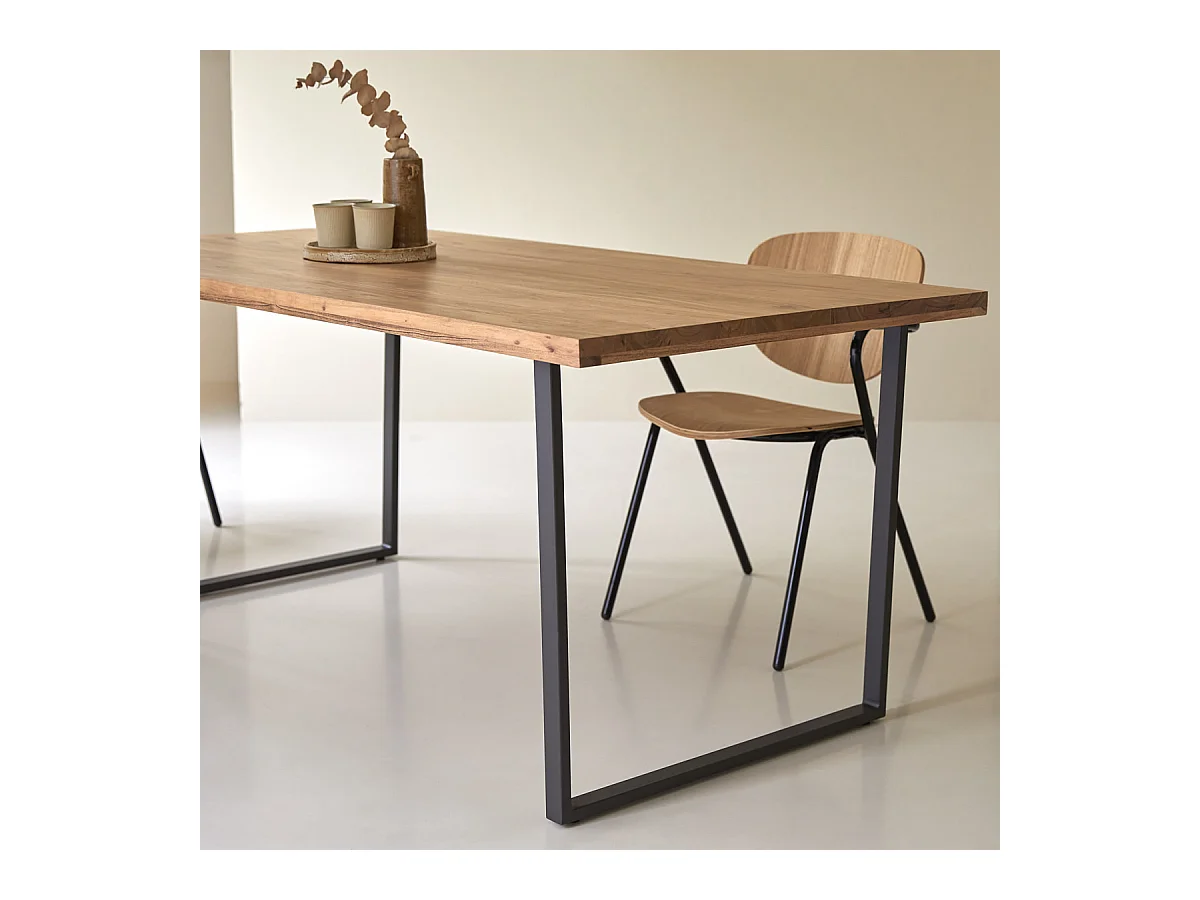 Esstisch im Materialmix aus Akazie und Metall 175 x 90 cm