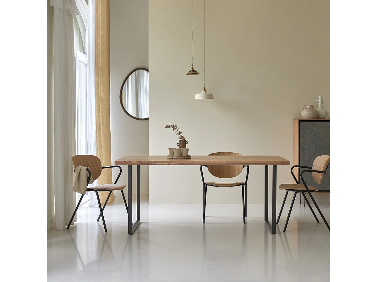 Temis - Dining table in solid acacia and metal, seats 6-8
