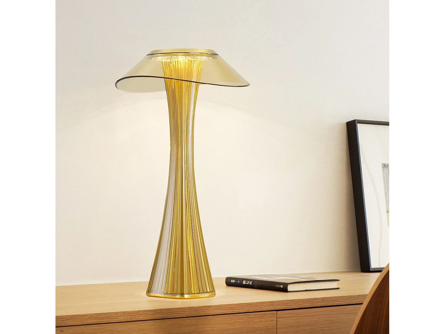 NETTLIFE Nowoczesna ściemnialna lampka nocna LED USB z 3 poziomami jasności Lampa stołowa Lampa stołowa