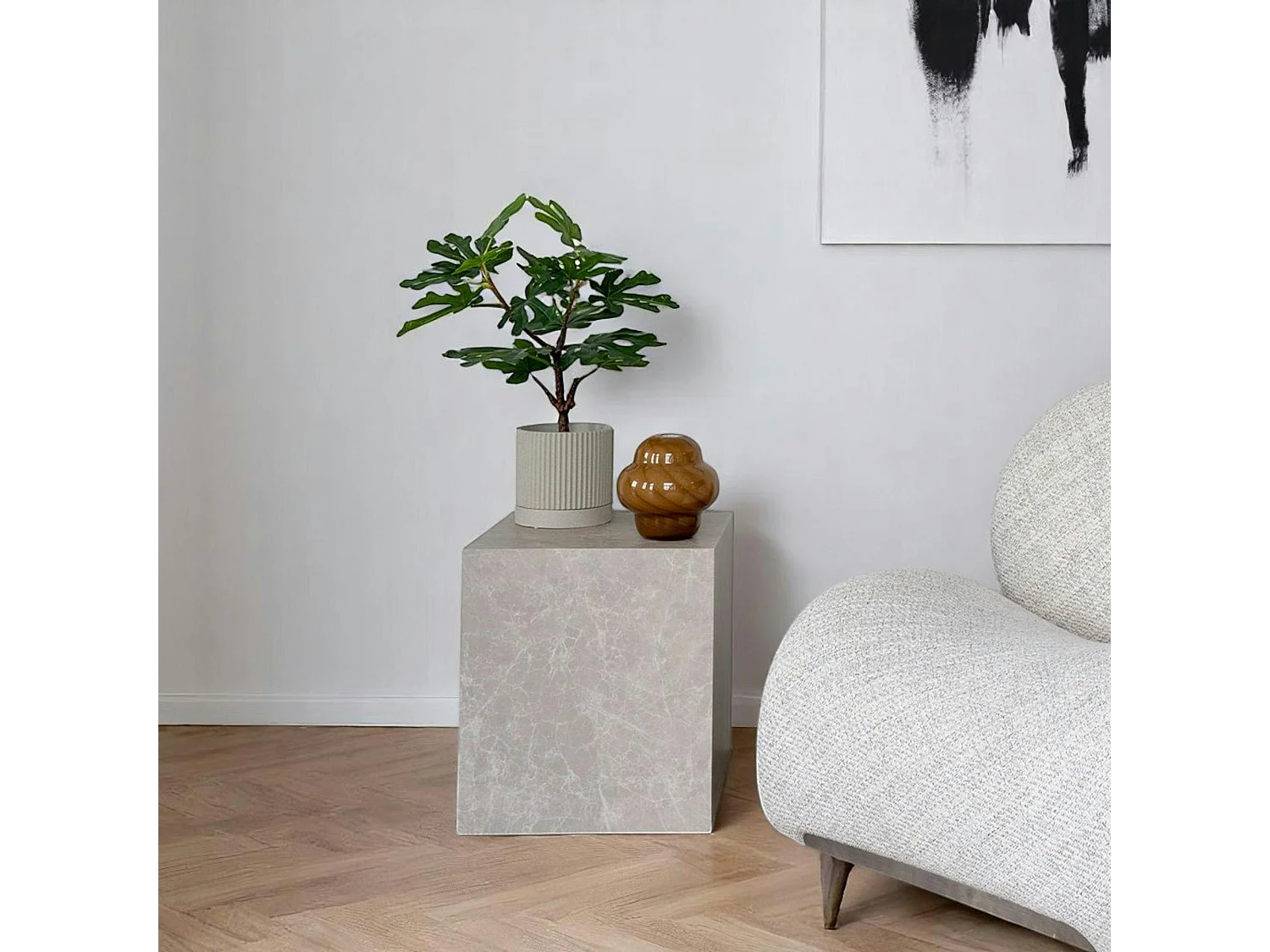 Bout de canapé cube - effet marbre beige, design contemporain TRINITE