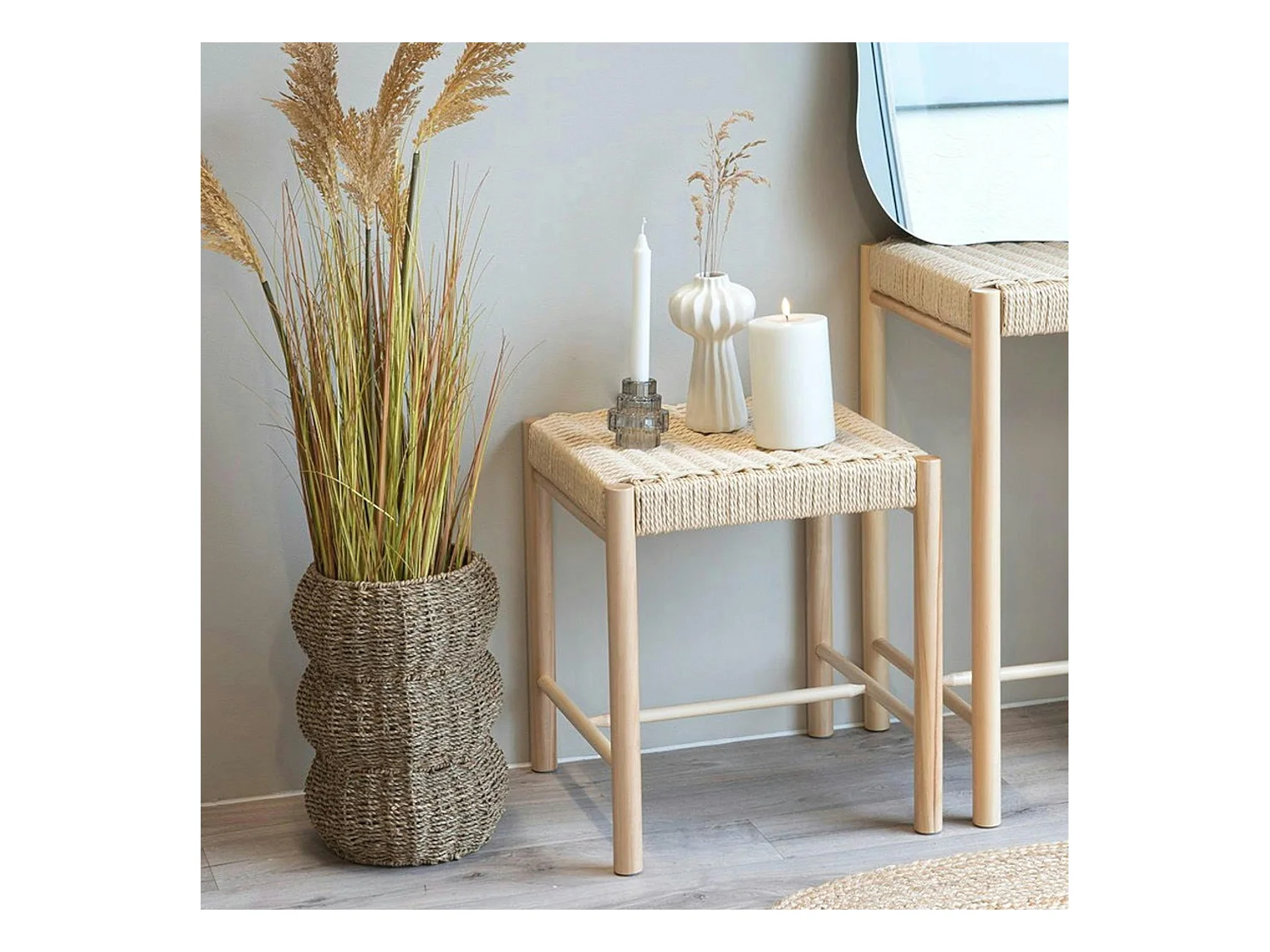 Tabouret bas carré en bois clair et corde tressée TALLINN