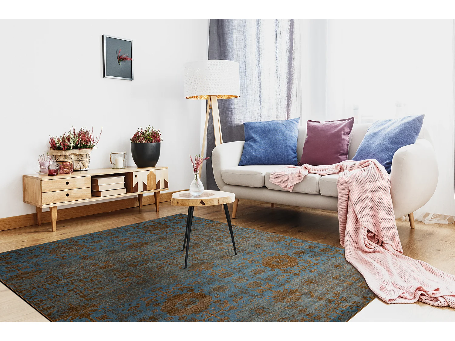 Tapis en laine OMEGA KARAJA fleurs laiton, or 200x300 cm