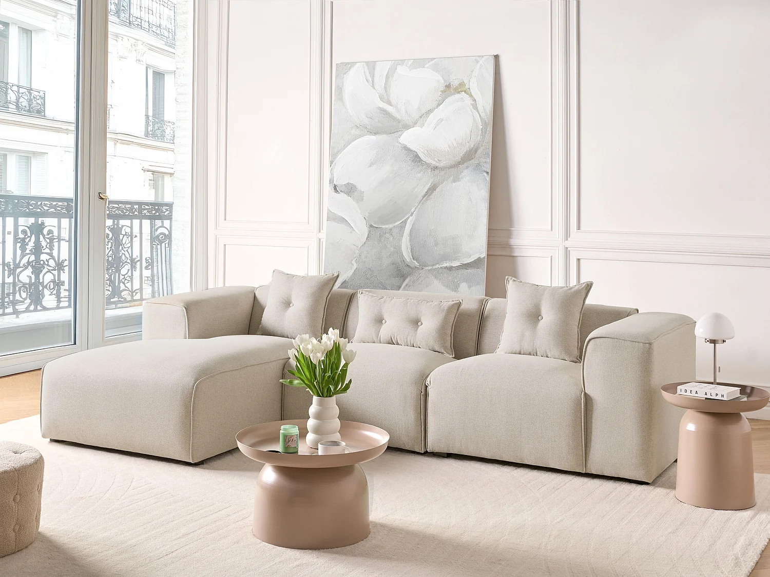 Modernes Ecksofa in hellem Beige mit 3 Zierkissen Stoffbezug Eckcouch rechts Dolva