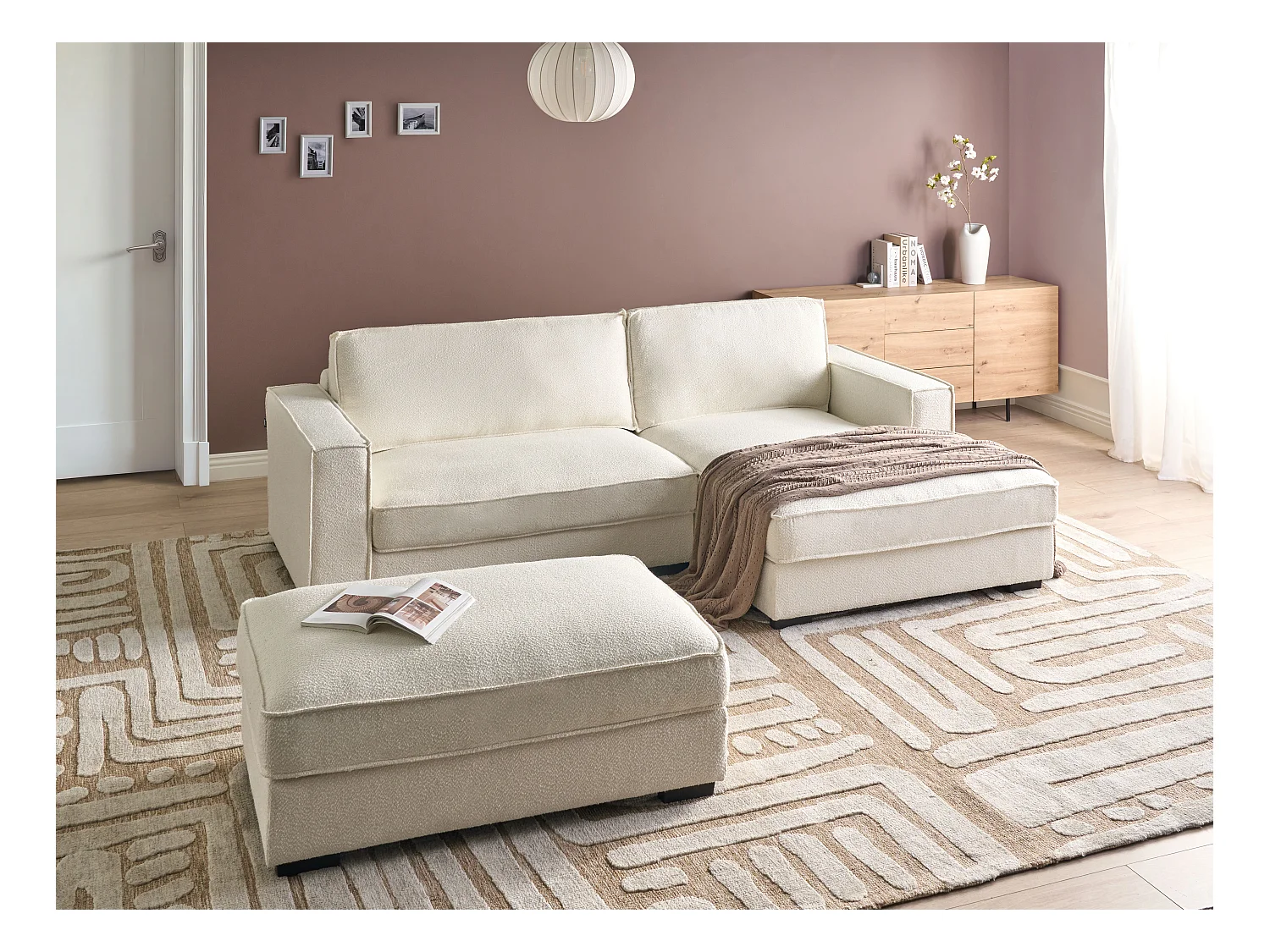 Canapé d'Angle à droite avec Pouf Moderne en Bouclé Repose-pieds Ottoman Dossier Rembourré avec Coussins Blanc Cassé Renders