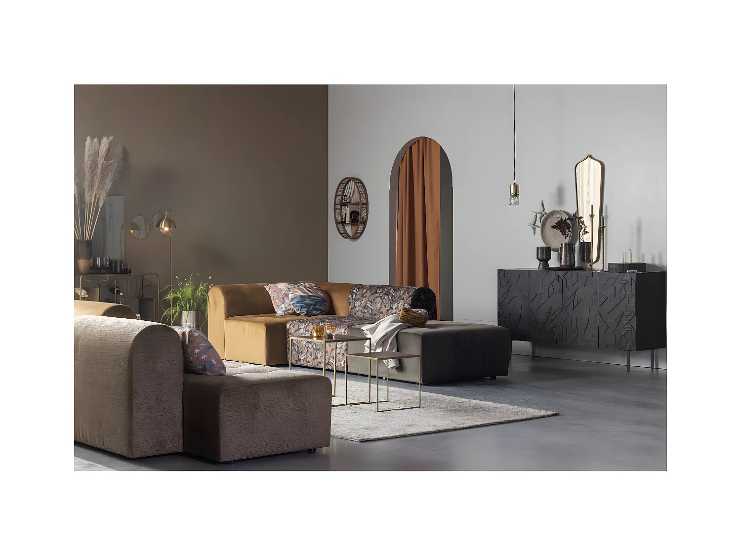 COUNTER - Geschnitztes Buffet aus Holz, schwarz L160