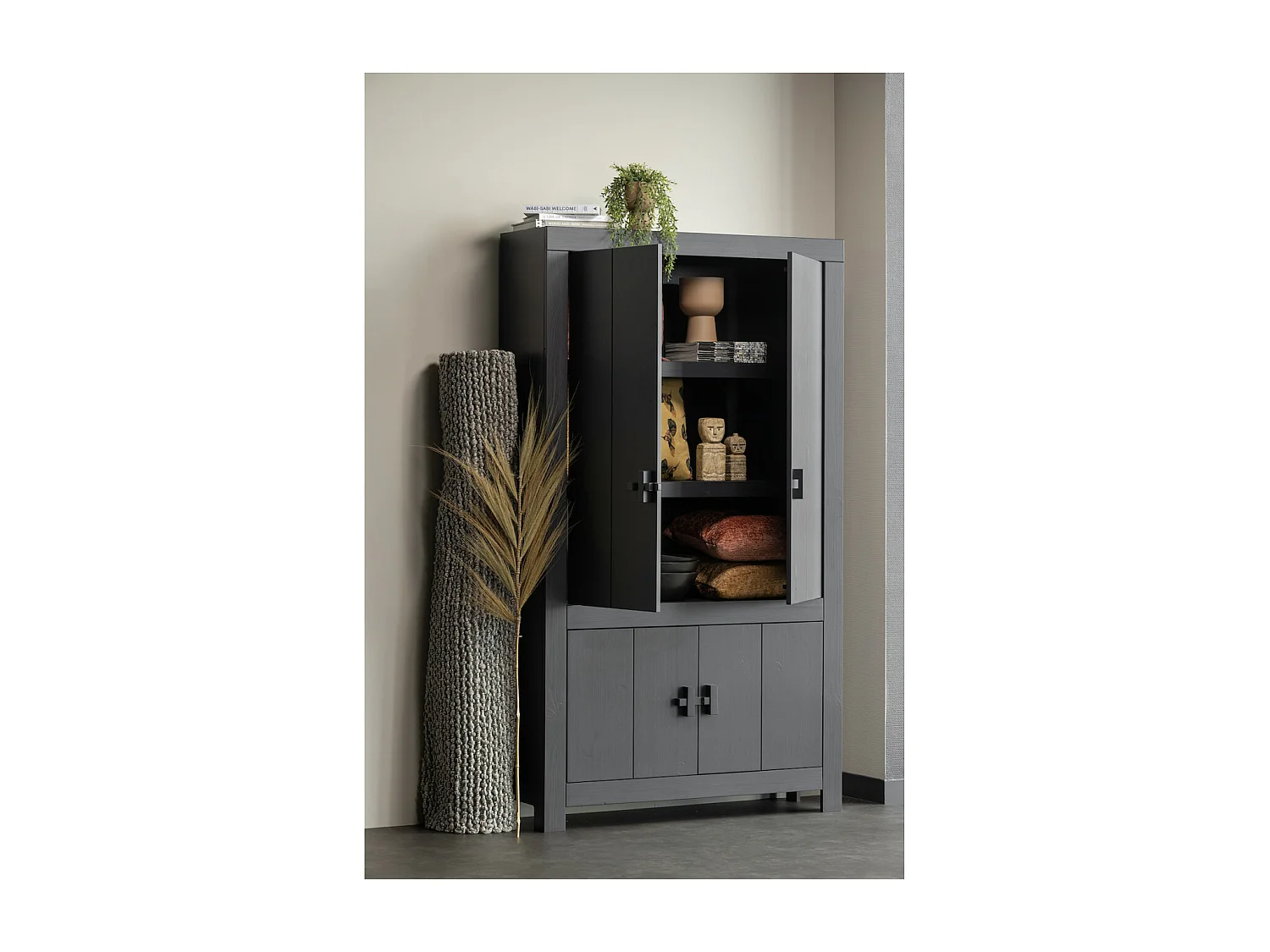 BENSON - Armoire en bois de pin noir H 200